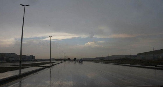 ” الأرصاد ” تنبه بهطول أمطار رعدية على جدة والمراكز المجاورة لها