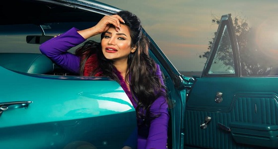 بالصور.. لجين عمران تزف ابنتها في البحرين