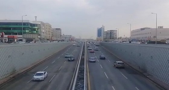 فتح نفق الأمير ماجد بعد سحب مياه الأمطار