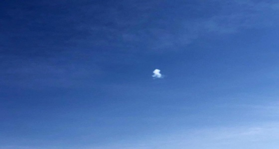 الدفاع الجوي يعترض صاروخ بالستي في سماء نجران