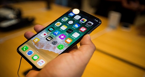 إنقطاع الإنترنت.. أبرز عيوب تحديث ” ios ” الجديد