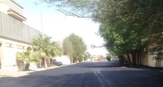 بالصور.. إعادة سفلتة 12 ألف متر وإغلاق محلات نسائية مخالفة بالرياض