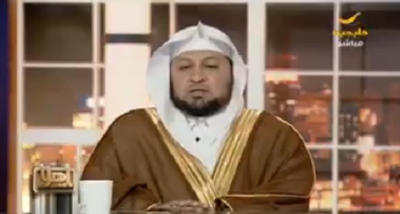 بالفيديو.. فهد السليم: لا مانع من فتح بعض المحلات أثناء وقت الصلاة