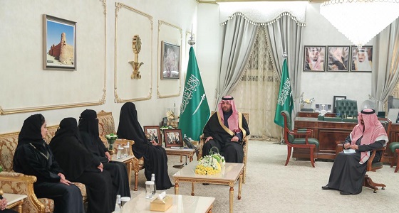 الأمير فيصل بن خالد يستقبل رئيسة اللجنة الاستشارية النسائية في الحدود الشمالية