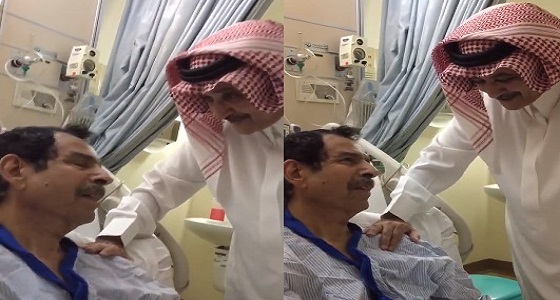 بالفيديو.. باهبري مع زميله فهد الشايع في المستشفى بعد انقطاع 20 عاما