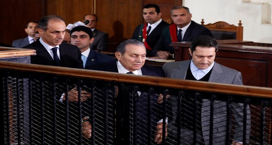 بالفيديو.. حسني مبارك يكشف واقعة غير مسبوقة عن خامنئي