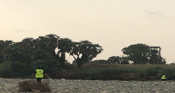 بالصور.. مدني جازان يواصل البحث عن مفقود سيل وادي قرى لليوم الرابع على التوالي