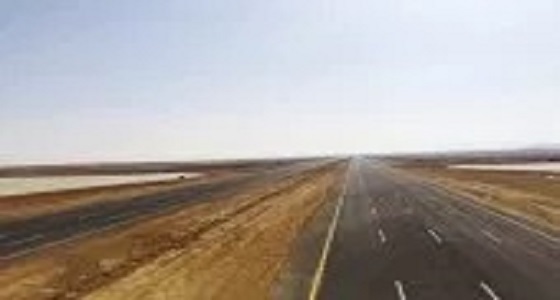 تنويه لمستخدمي طريق المدينة المنورة-تبوك بشأن الصخور المتساقطة