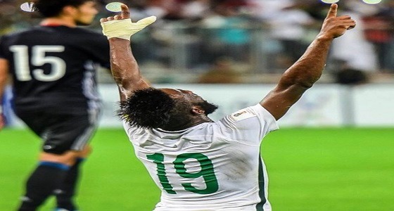 فهد المولد نافيًا إصابته بالرباط الصليبي: ” حسبي الله “