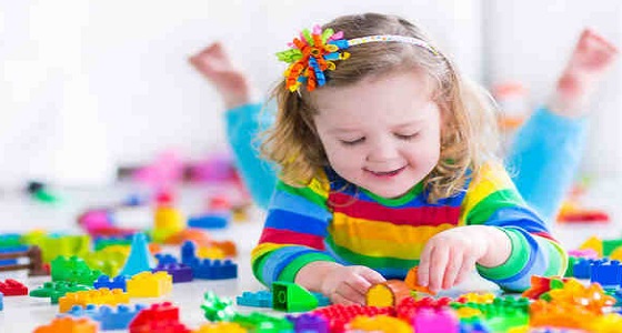 10 سلوكيات اغرسيها في عقلية طفلك لتنمية شخصيته