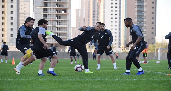 بالصور.. الشباب يستعد لـ أحد بالتدريب على الهجوم والاستحواذ