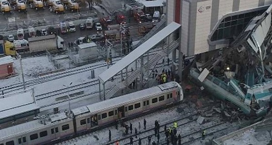 بالصور.. مفاجأة غريبة في حادث &#8221; قطار الموت &#8221; بتركيا