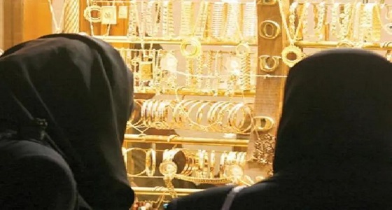مواطن يحذر من استمرار خداع محلات الذهب للمستهلك بعدم فصل ” الفصوص “