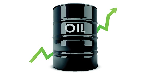 النفط يرتفع بعد اتفاق على خفض الإنتاج