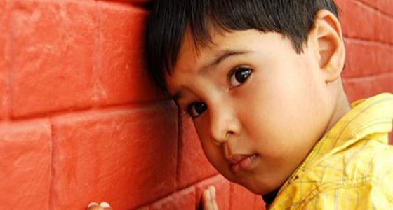 كيف تعرفين أن طفلك مصاب بالتوحد من عمر الثلاث سنوات