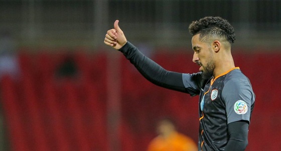 الشباب يوافق على شروط باهبري لتجديد عقده