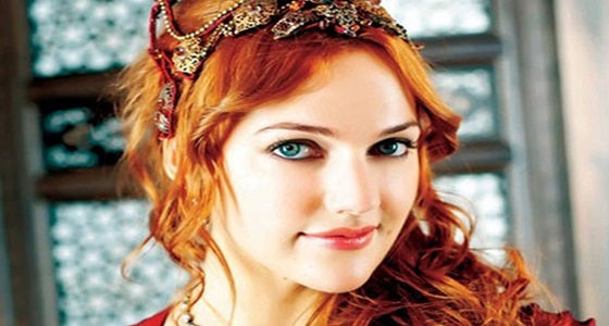 مريم أوزرلي خارج عمل محمد إمام الجديد لهذا السبب