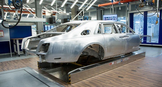 رولزرويس قد توقف إنتاج سياراتها بشكل كامل بسبب خروج بريطانيا من الاتحاد الاوروبي