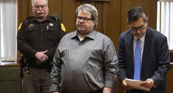 بالصور.. سبب غريب يدفع سائق أوبر لقتل 6 أشخاص في يوم