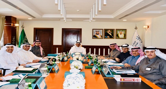 تعديل أجور فترات التخزين لحاويات المسافنة في الموانئ