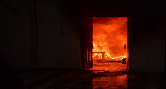 بالصور.. ” مدني حائل ” يخمد حريق بأحد المنازل.. ولا إصابات