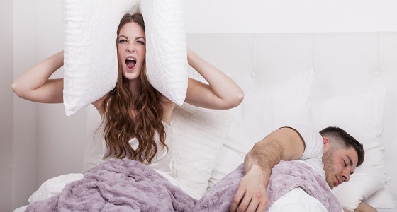 دراسة تكشف أهم إيجابيات وسلبيات ” طلاق النوم ” بين الزوجين