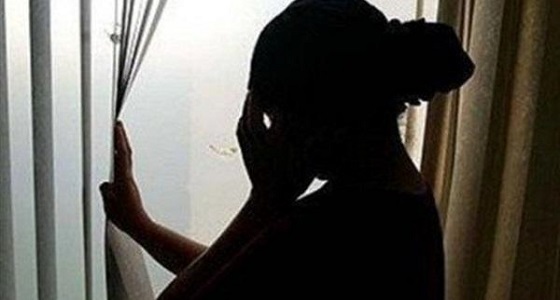 امرأة تسعى للانفصال عن زوجها: عايشة في بيت رعب