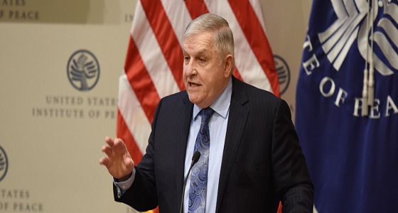 بالتزامن مع جولة بومبيو.. استقالة مبعوث أمريكا لحل الأزمة الخليجية