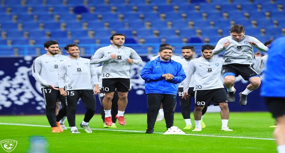 بالصور.. ” الهلال ” ينهي استعداداته لـ ” الرائد “