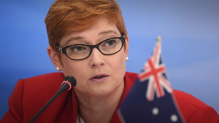 وزيرة خارجية أستراليا تبحث طلب &#8221; رهف &#8221; للحصول على اللجوء