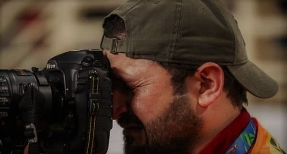 صورة المصور العراقي الباكي بعد هزيمة منتخب بلاده الأكثر تداولا.. ” والاتحاد الآسيوي ” يعلق