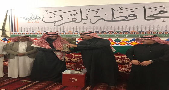 الأمير فيصل بن بندر بن مشاري يزور مهرجان الجنادرية 33