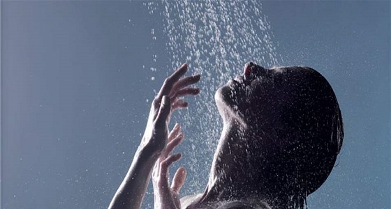 للسيدات.. عادة خاطئة في الاستحمام تضر ببشرتك