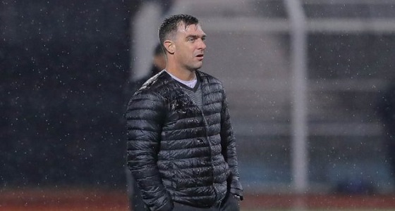 مدرب وطني يكشف عن عيب خطير في الأهلى