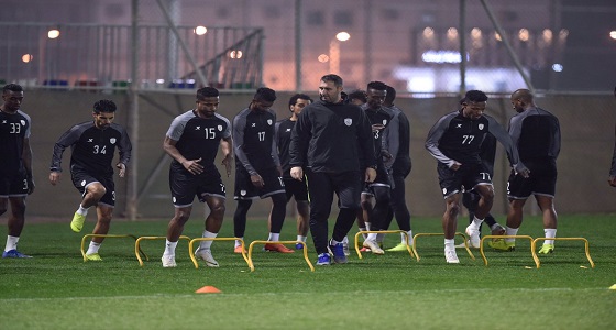 بالصور.. الشباب يجري مرانه الرئيسي لمواجهة الاتحاد