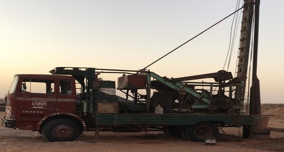 ” البيئة ” تضبط 3 معدات مخالفة لنظام المحافظة على مصادر المياه بمركز زلوم بسكاكا