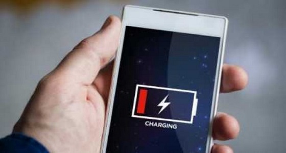 تطبيقات ” محتالة ” تهدد بطارية الهواتف الذكية