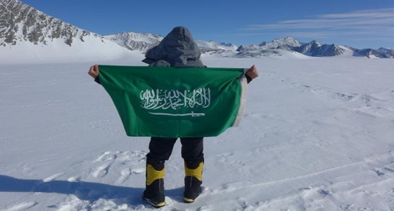 المغامرة الوطنية ” منى شهاب ” تروي كيف رفعت علم المملكة فوق قمم جبال العالم
