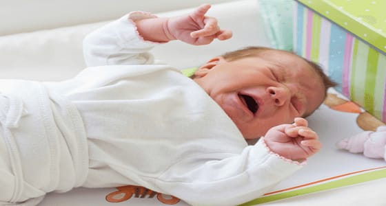 أسباب استيقاظ الطفل الرضيع بشكل متكرر ليلا