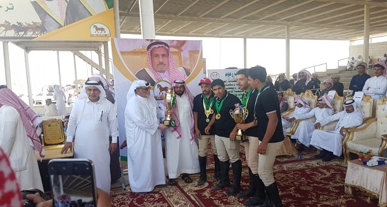 فرسان عسير يحصدون الميدالية الذهبية ببطولة نجران الأولى لالتقاط الأوتاد