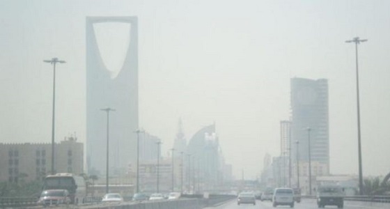 رياح مثيرة للأتربة تسيطر على أجواء الرياض
