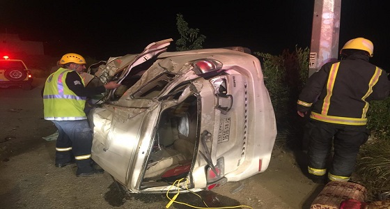 بالصور.. وفاة شخص في حادث انقلاب مركبة بالباحة