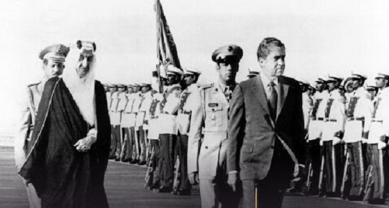 صورة نادرة للملك فيصل مع الرئيس الأمريكي نيكسون قبل 45 عاما