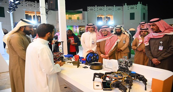 معالي المستشار الخاص المشرف العام على مكتب سمو أمير منطقة الرياض يزور الجنادرية
