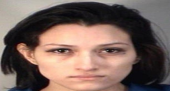 الغيرة تدفع فتاة لقتل حبيبها في إشارة مرور 