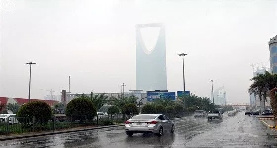 تحذير من أمطار على الرياض تستمر لـ 10 ساعات