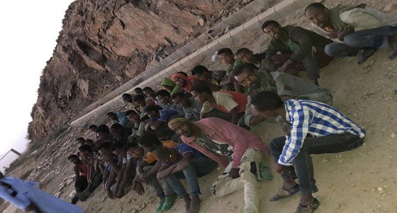 بالصور.. شرطة فيفاء تطيح بعدد كبير من المتسللين والمخالفين في الجبال والمواقع المهجورة  