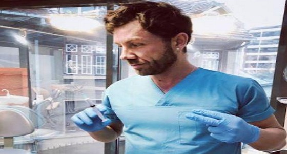 بالصور.. اكتشاف احتيال طبيب تجميل لم يحصل على شهادة الثانوية
