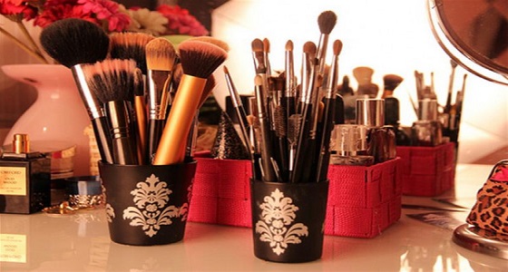 6 نصائح لتنظيف فرش المكياج بمواد منزلية