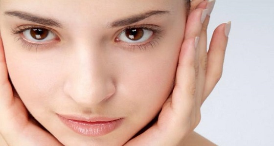 اكتشفي أسباب تراكم الدهون ببشرتك